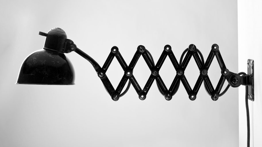 Kaiser Idell Scherenlampe.